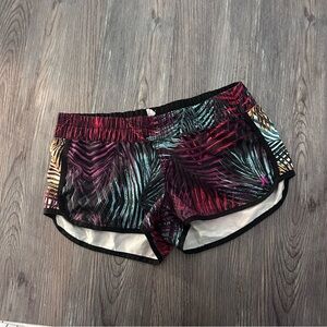 Hurley women’s board shorts M